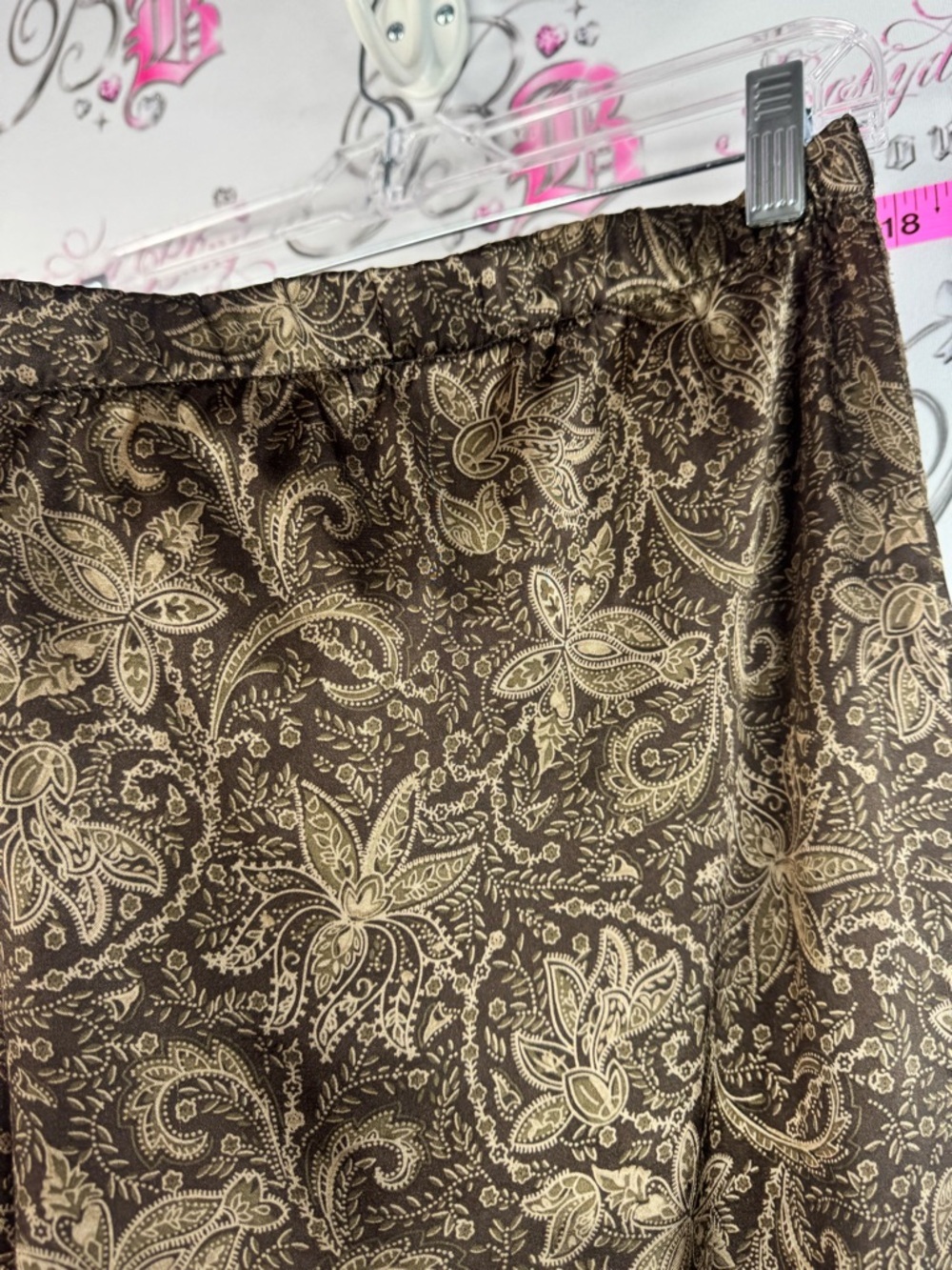 Reitmans pants flare leg flowy gold shiny Brown Paisley-Print Wide Leg Pants - Picture 5 of 10